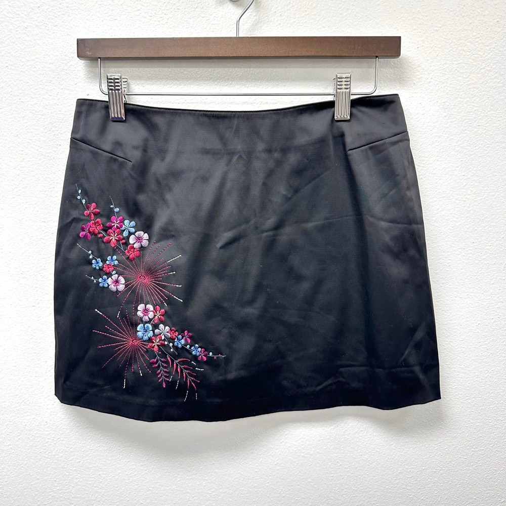 Y2K Vintage Express Embroidered‎ Mini Skirt Black 5/6